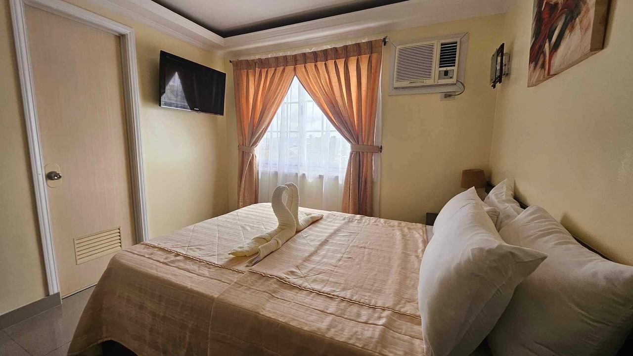 Photo of Bedroom in Naval