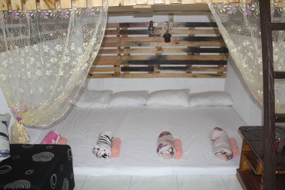 Photo of Bedroom in Legazpi