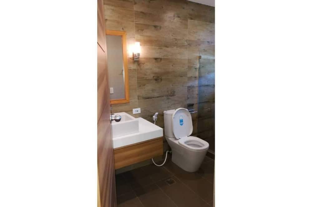 Photo of Bathroom in Barangay 16