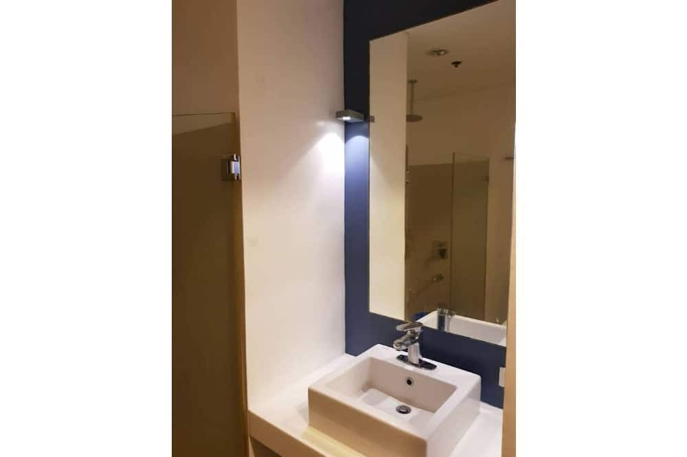Photo of Bathroom in Maragondon