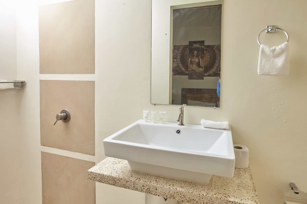 Photo of Bathroom in Nabas