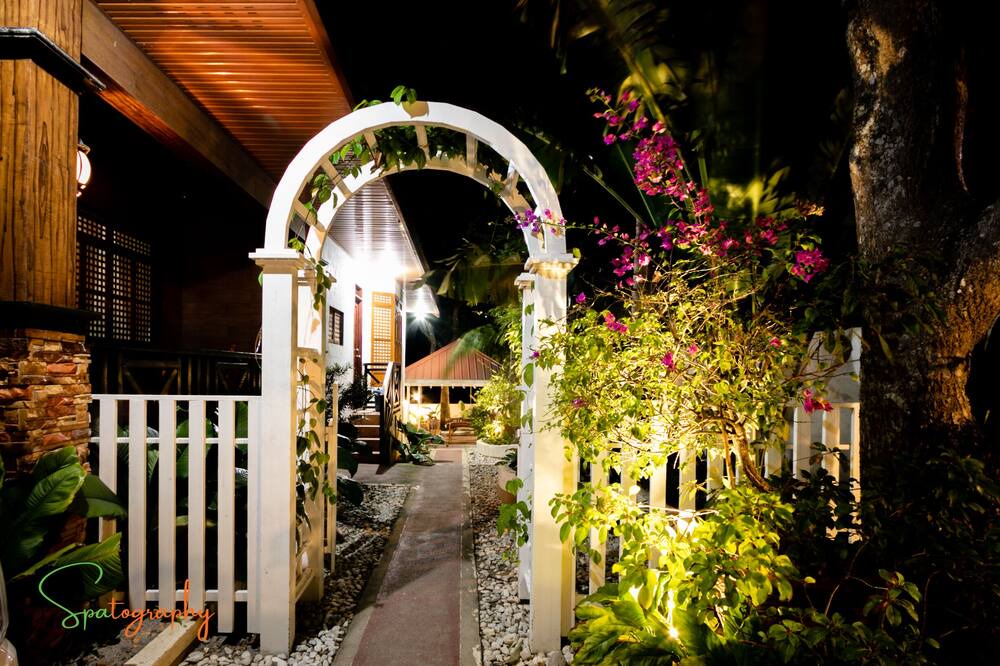 Photo of Outdoor in Alitagtag
