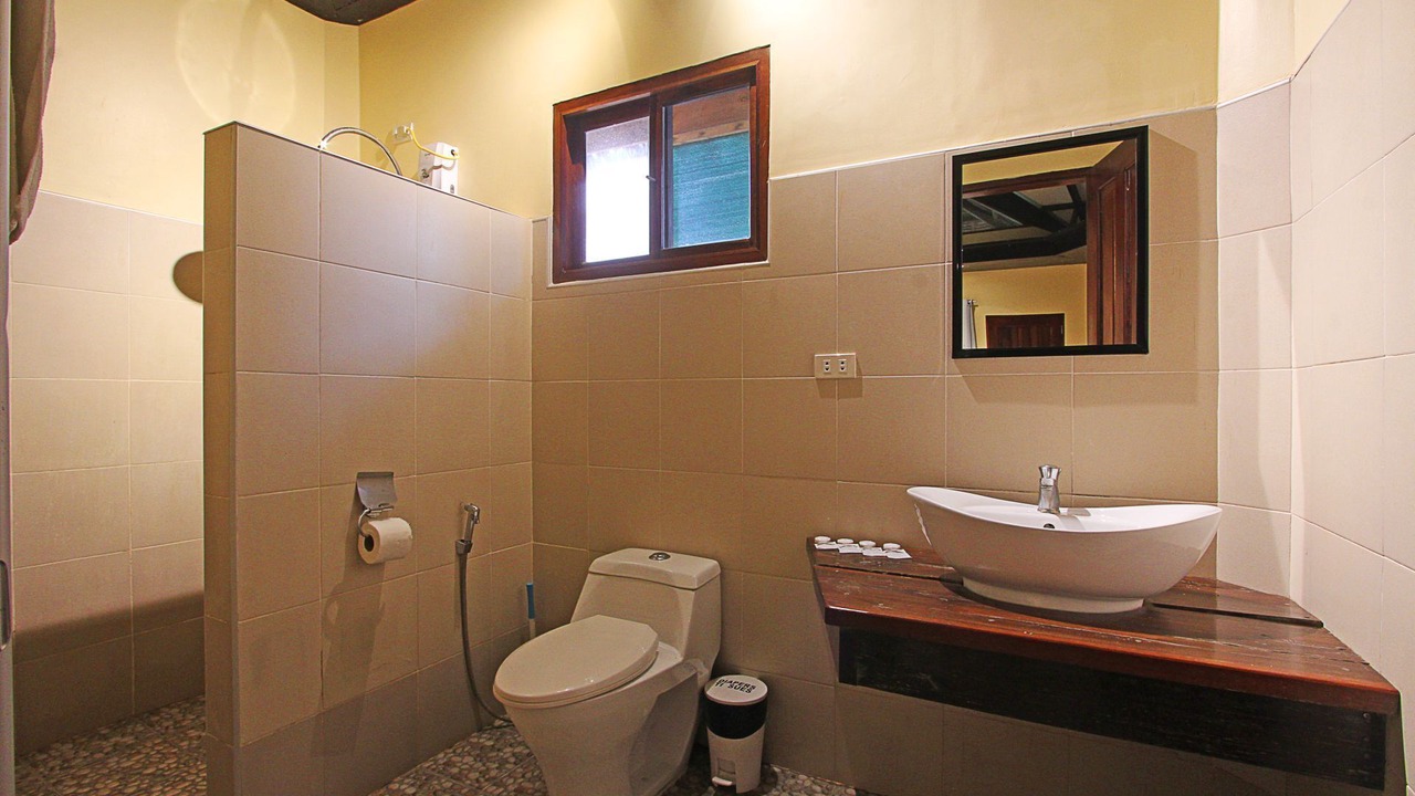 Photo of Bathroom in Catangnan