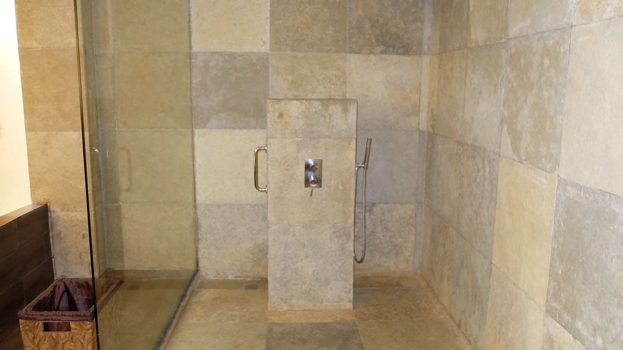 Photo of Bathroom in Manoc-Manoc