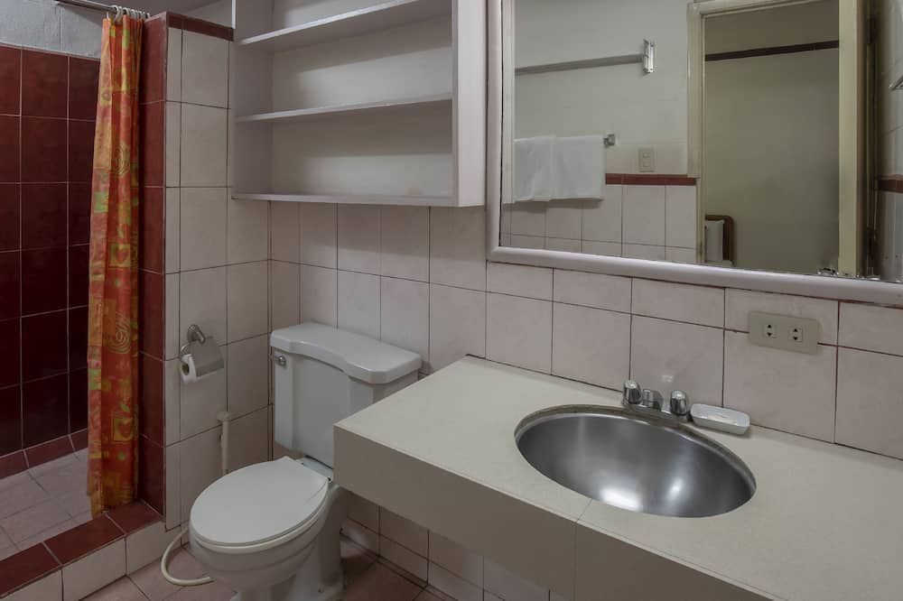 Photo of Bathroom in New Manila