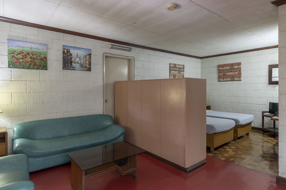 Photo of Bedroom in New Manila