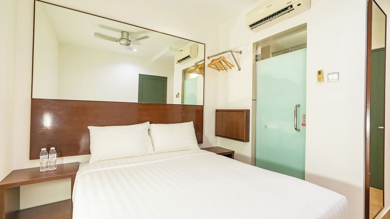 Photo of Bedroom in Downtown George Town