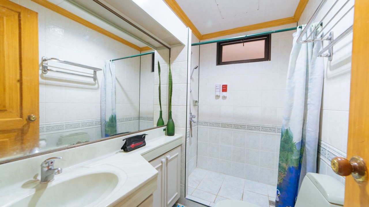 Photo of Bathroom in Legazpi