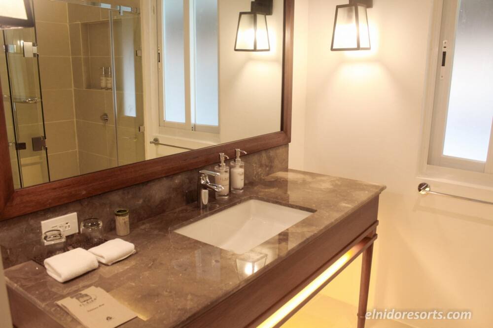 Photo of Bathroom in Taytay