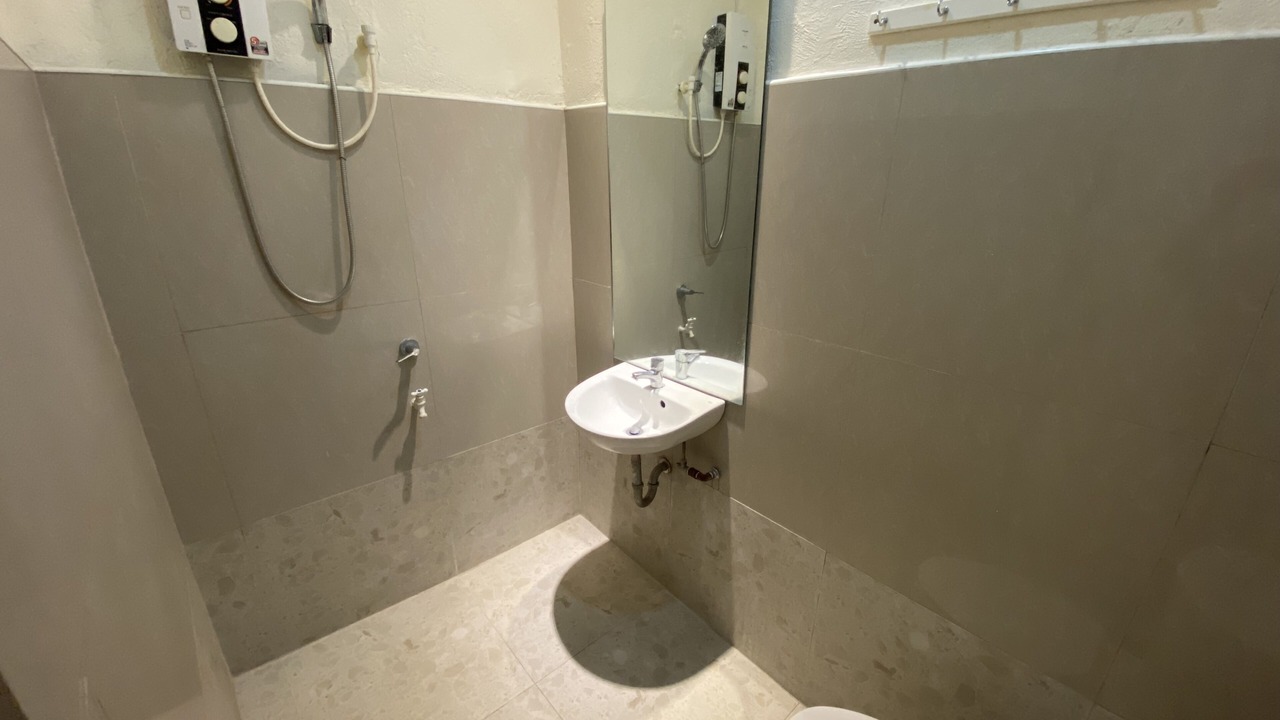 Photo of Bathroom in Basdiot
