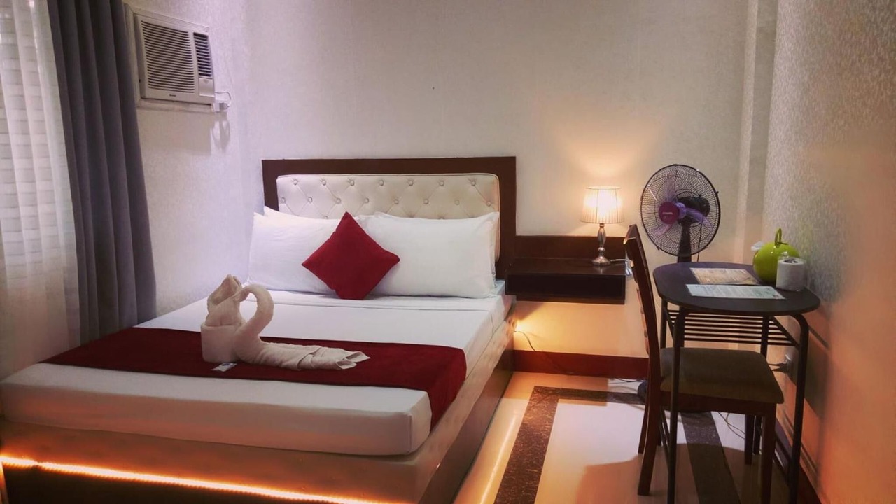 Photo of Bedroom in Pili
