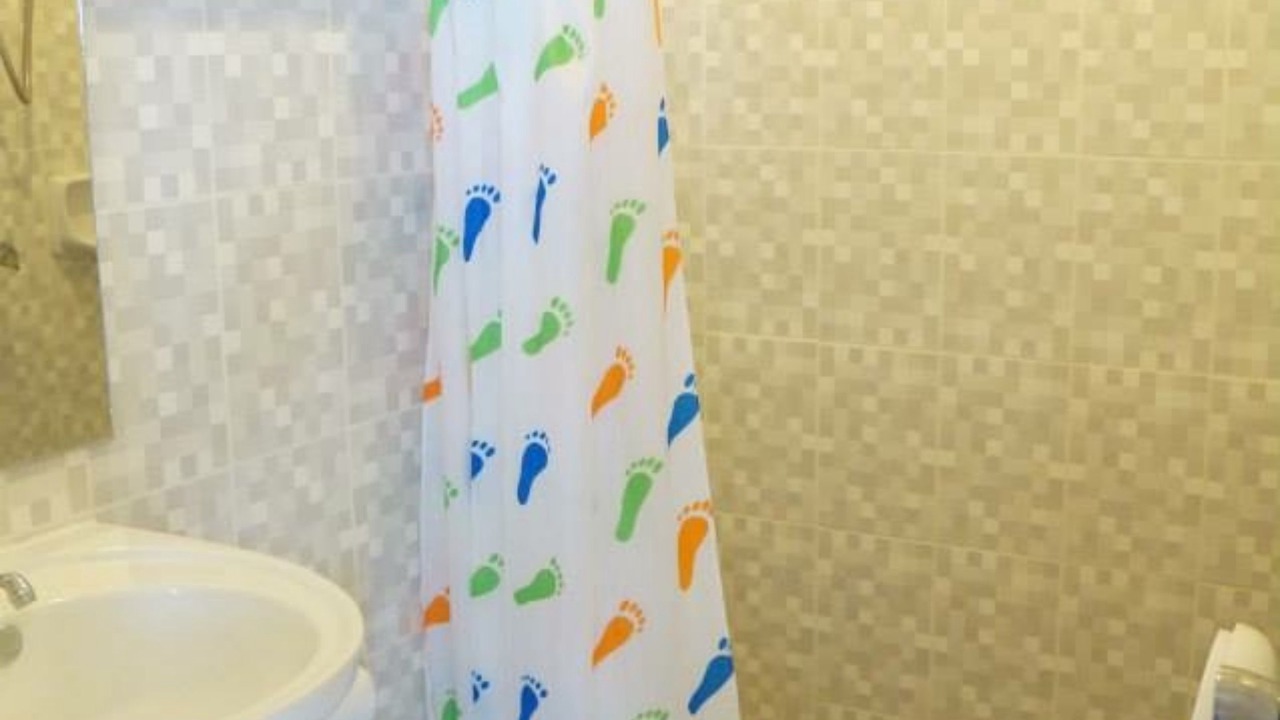 Photo of Bathroom in Larena