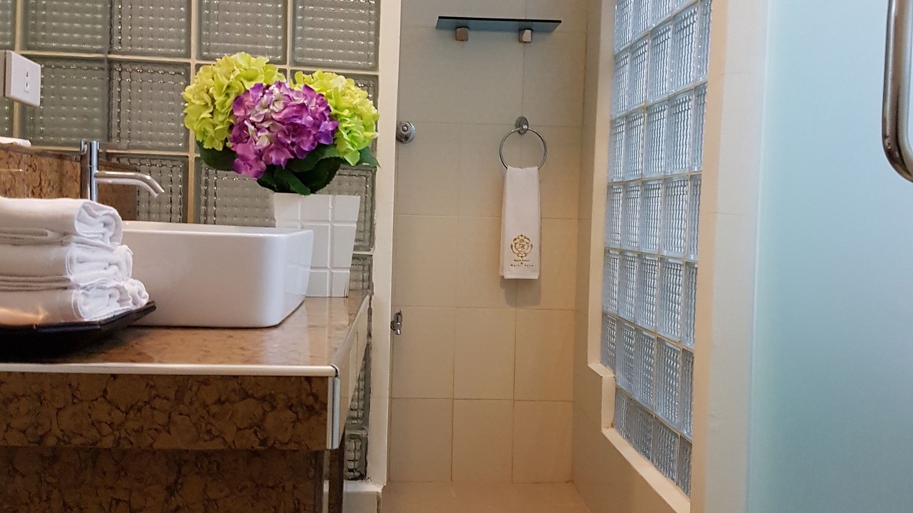 Photo of Bathroom in Lemery