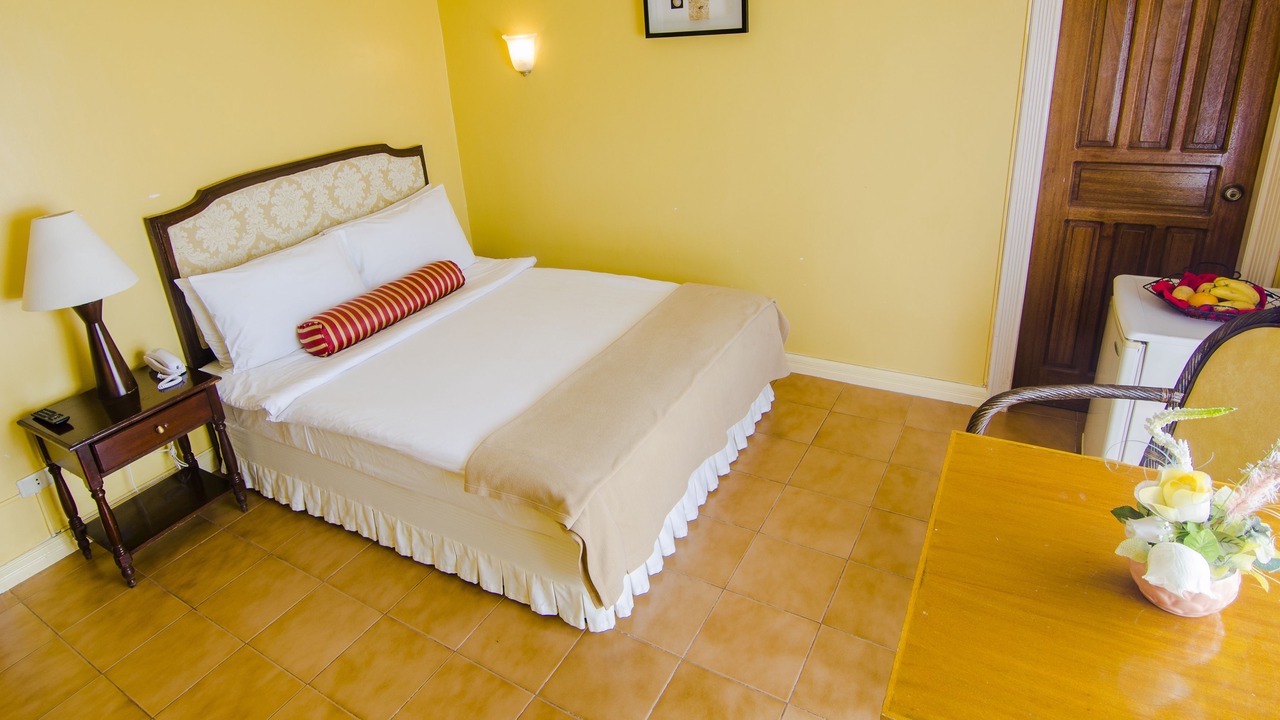Photo of Bedroom in Puerto Galera