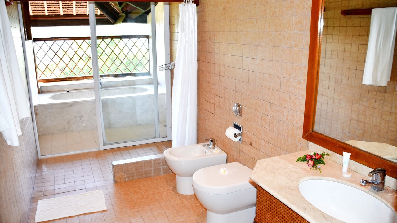 Photo of Bathroom in Badian