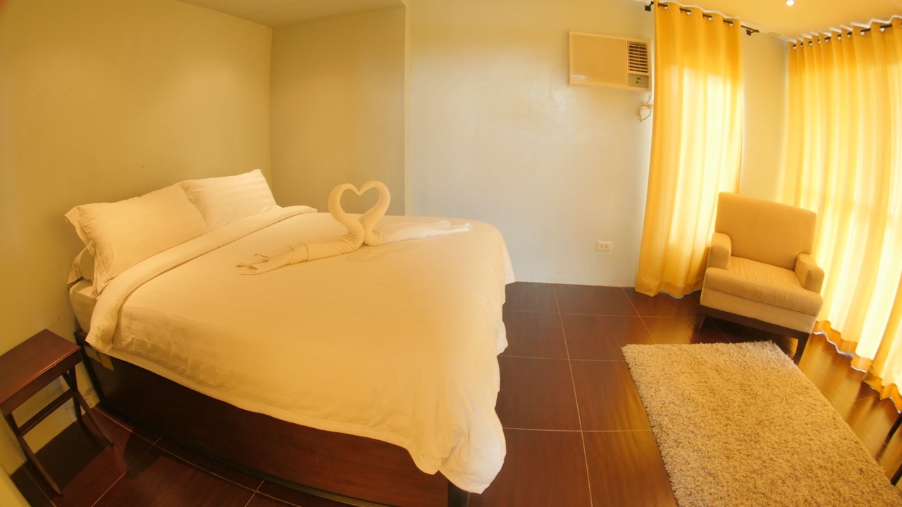 Photo of Bedroom in Pili
