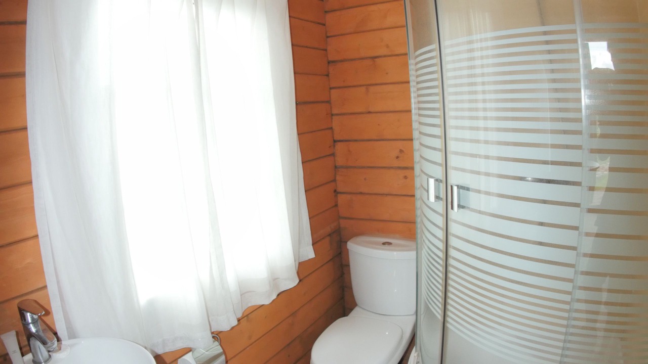 Photo of Bathroom in Pili