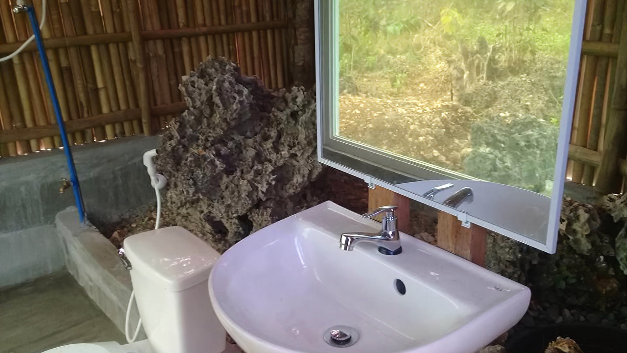 Photo of Bathroom in Bolinao