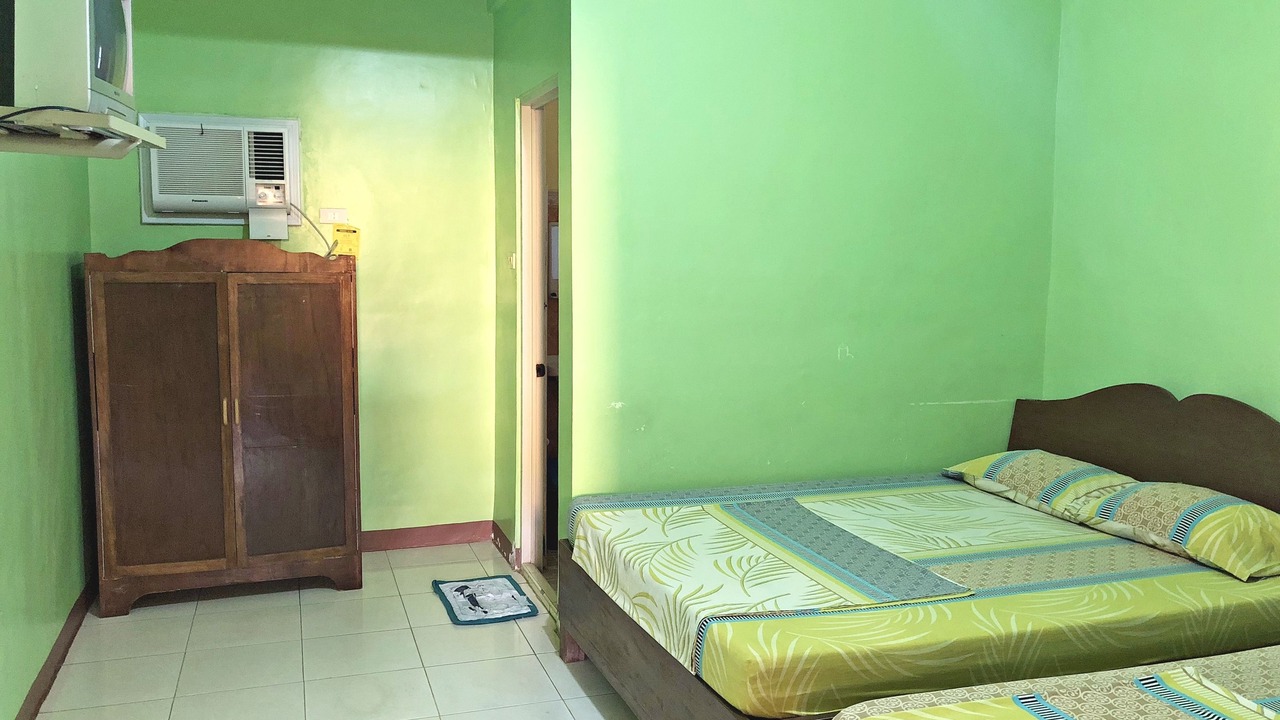 Photo of Bedroom in Puerto Galera