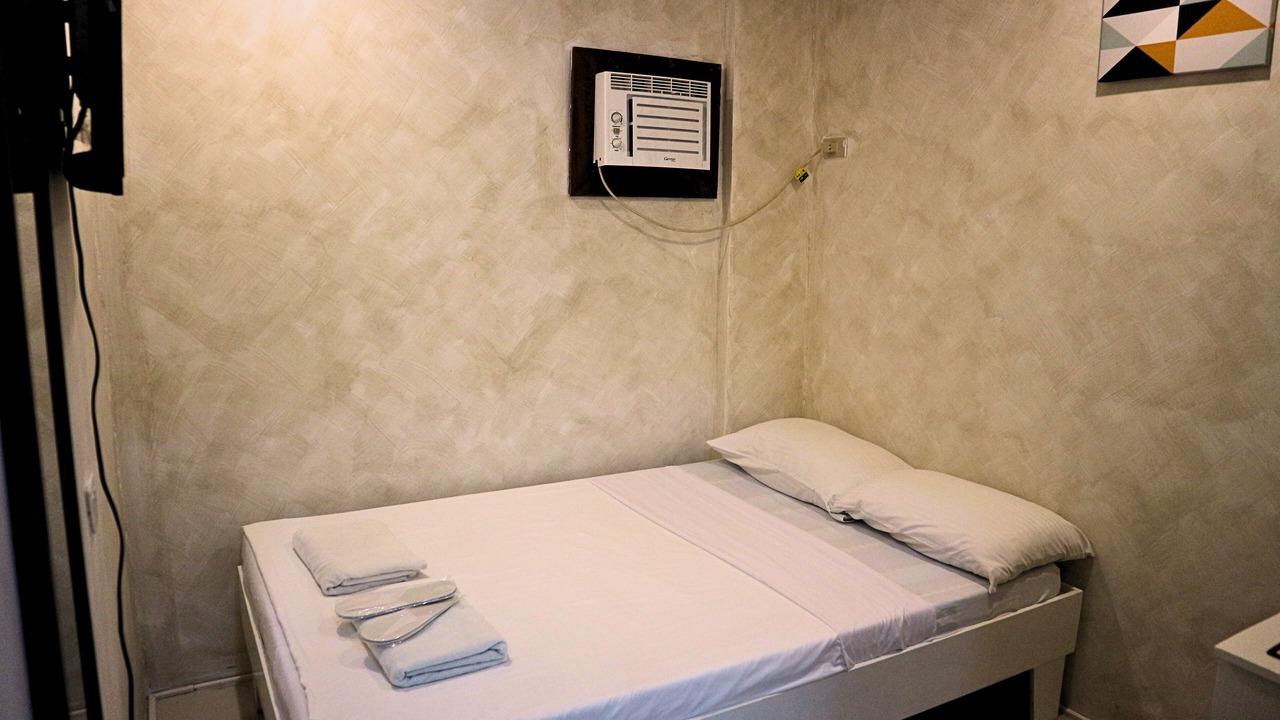 Photo of Bedroom in Balayan