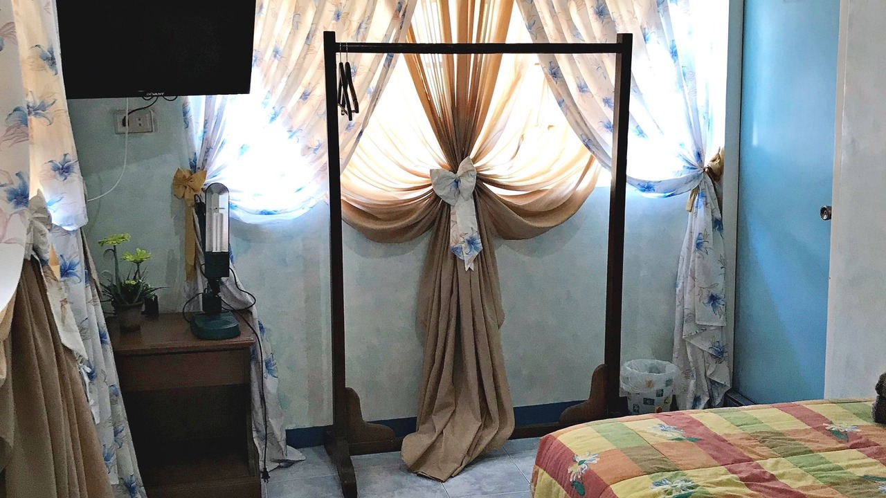 Photo of Bedroom in Caramoan