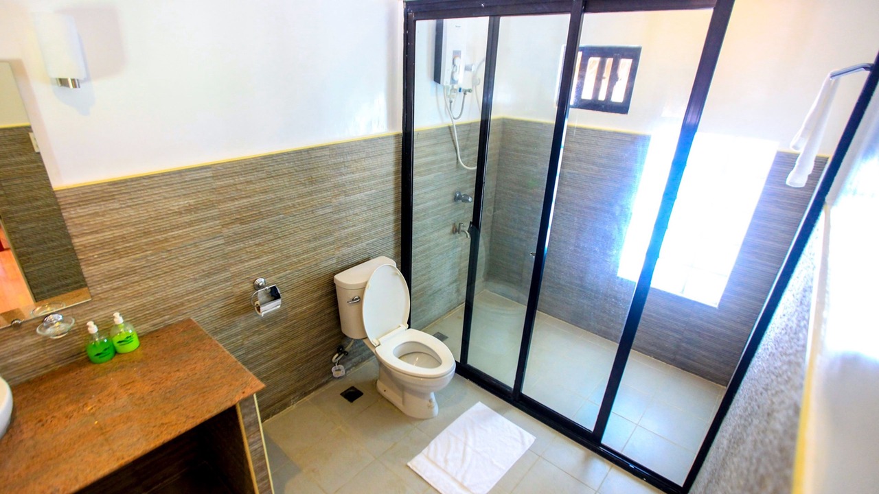 Photo of Bathroom in Zamboanguita