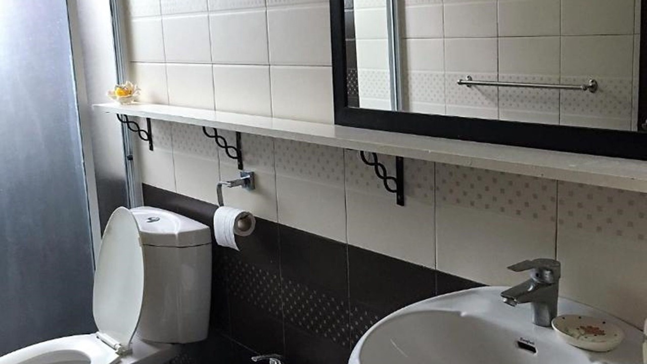 Photo of Bathroom in Libaong