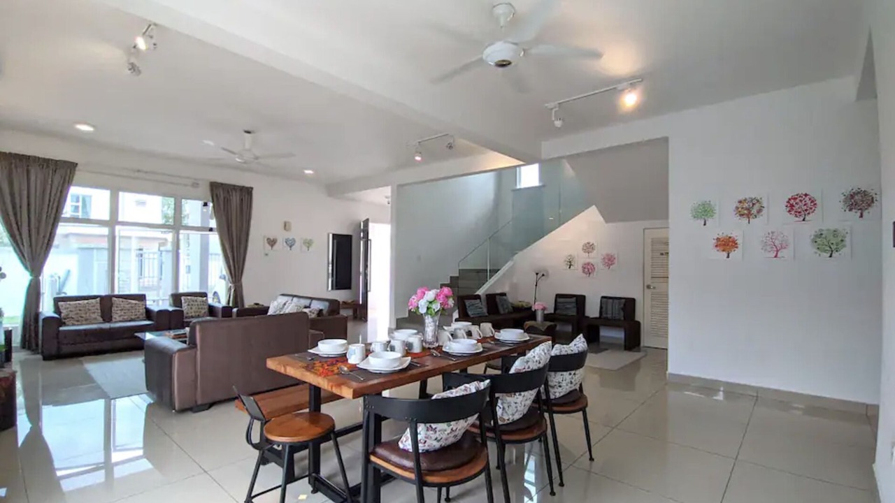 Photo of Patio Balcony in Bandar Penawar
