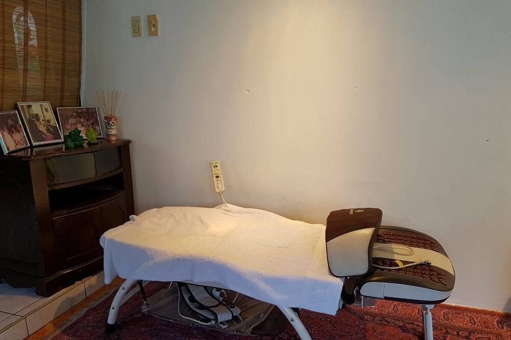 Photo of Bedroom in Liloan