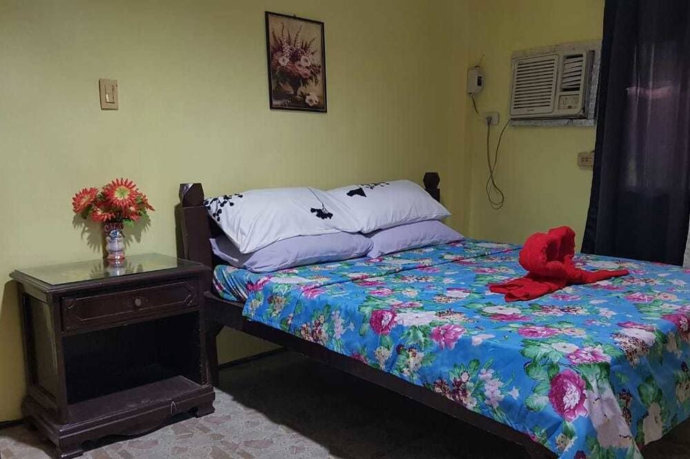 Photo of Bedroom in Liloan