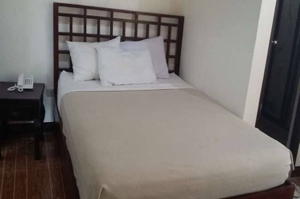 Photo of Bedroom in Cordon