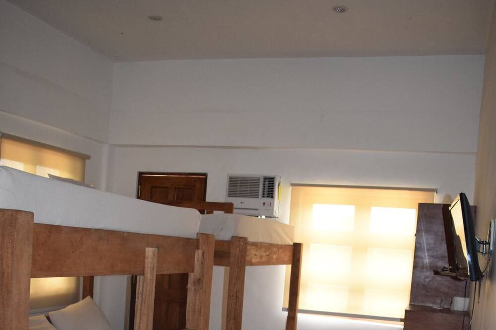 Photo of Bedroom in Cordon