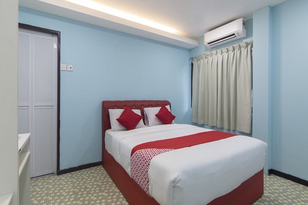 Photo of Bedroom in Taman Mewah
