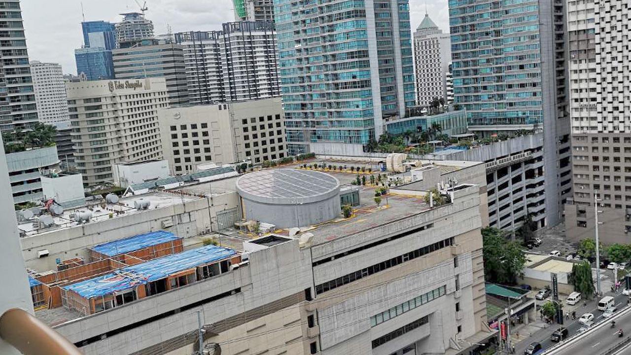 Photo of Patio Balcony in Wack-Wack Greenhills