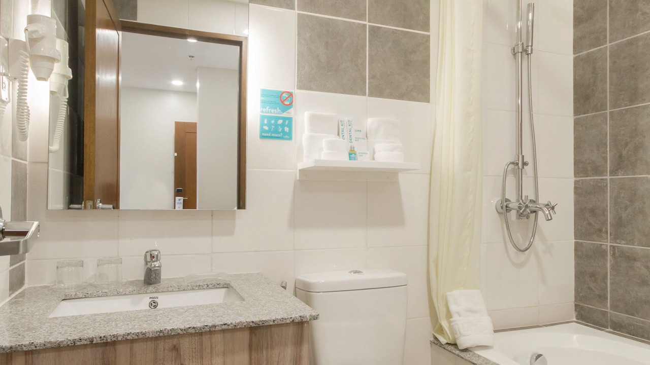 Photo of Bathroom in San Fernando