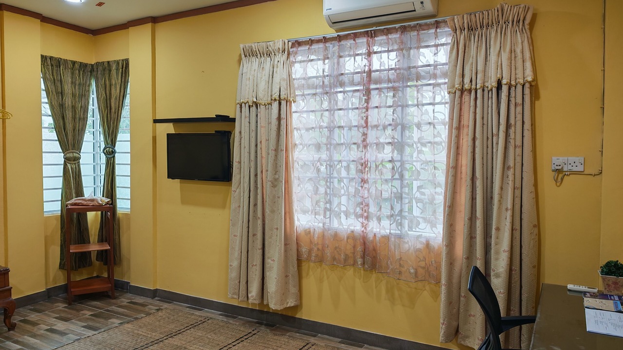 Photo of Bedroom in Kampung Lintang