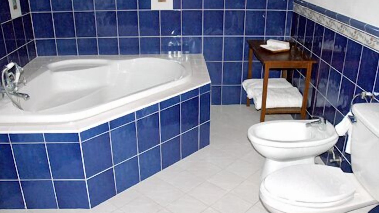 Photo of Bathroom in Catmon