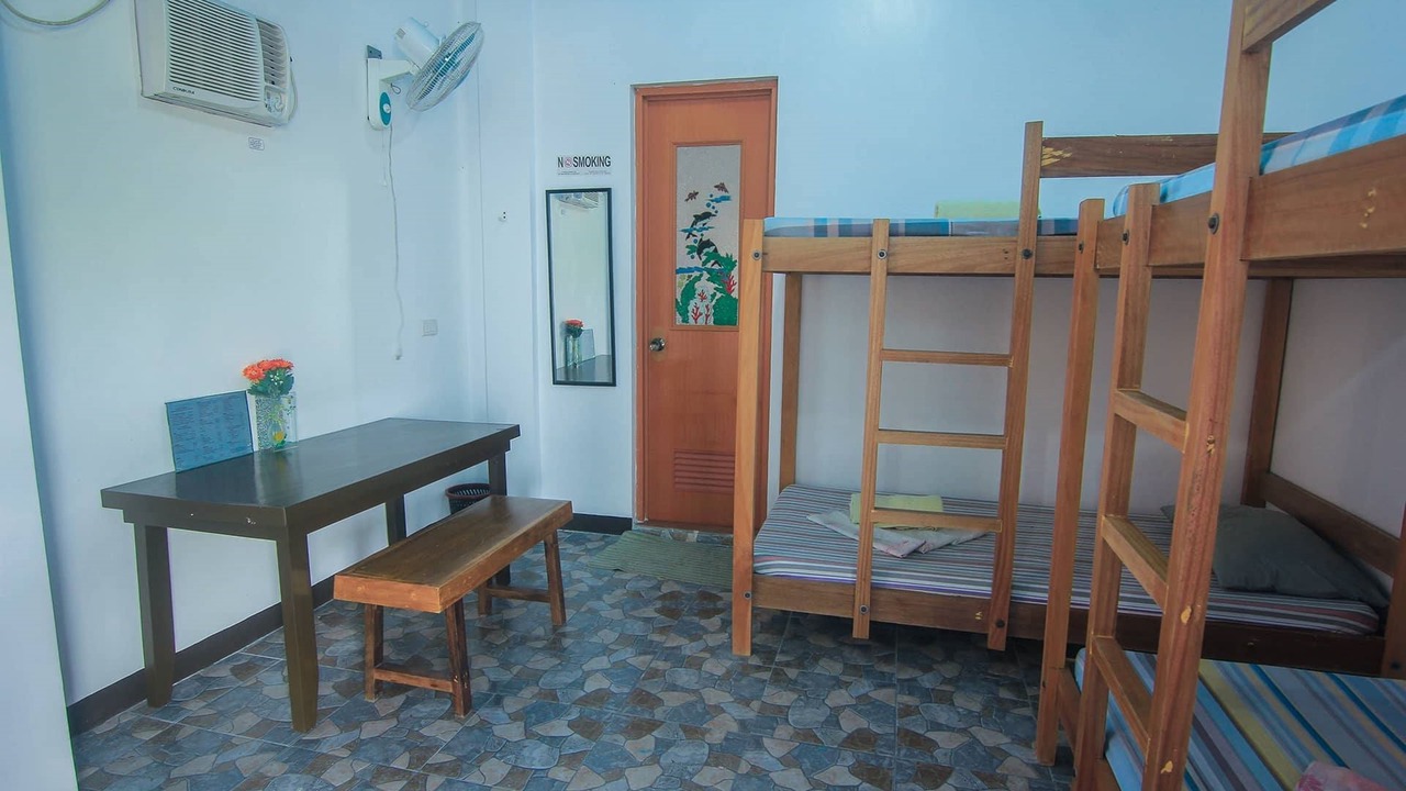 Photo of Bedroom in Tiwi