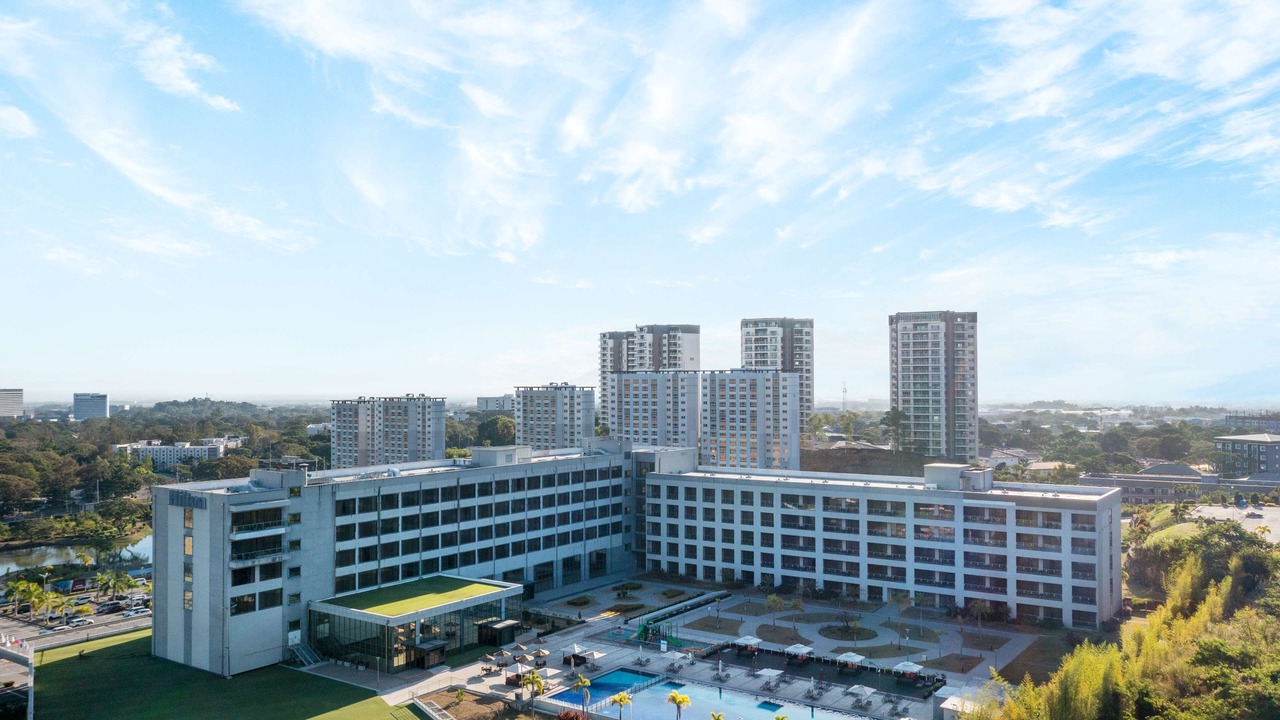 Photo of Outdoor in Clark Freeport