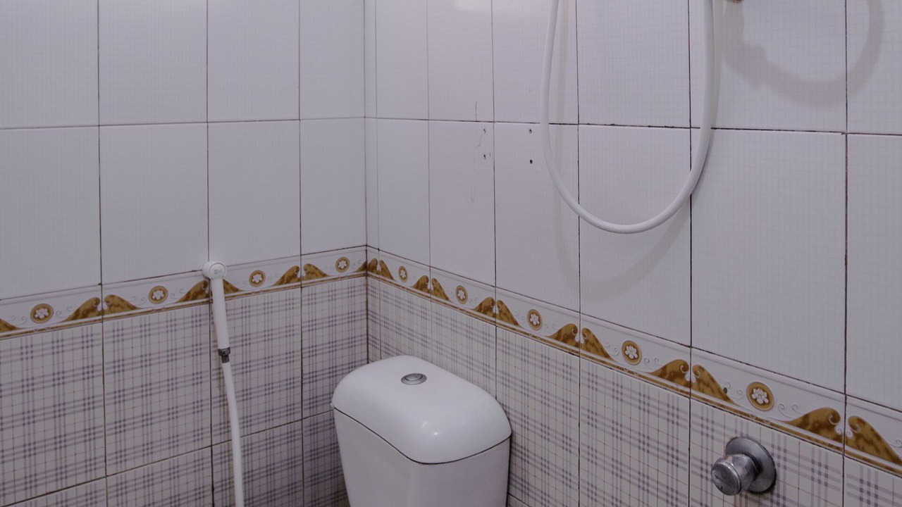 Photo of Bathroom in Silang Junction South