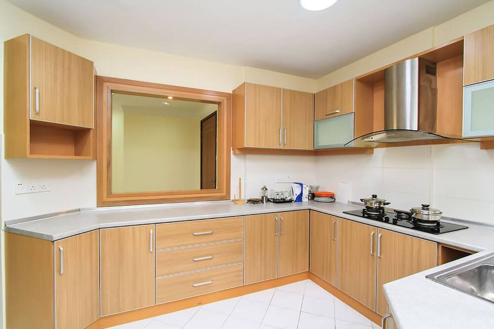 Photo of Kitchen in Miami Green