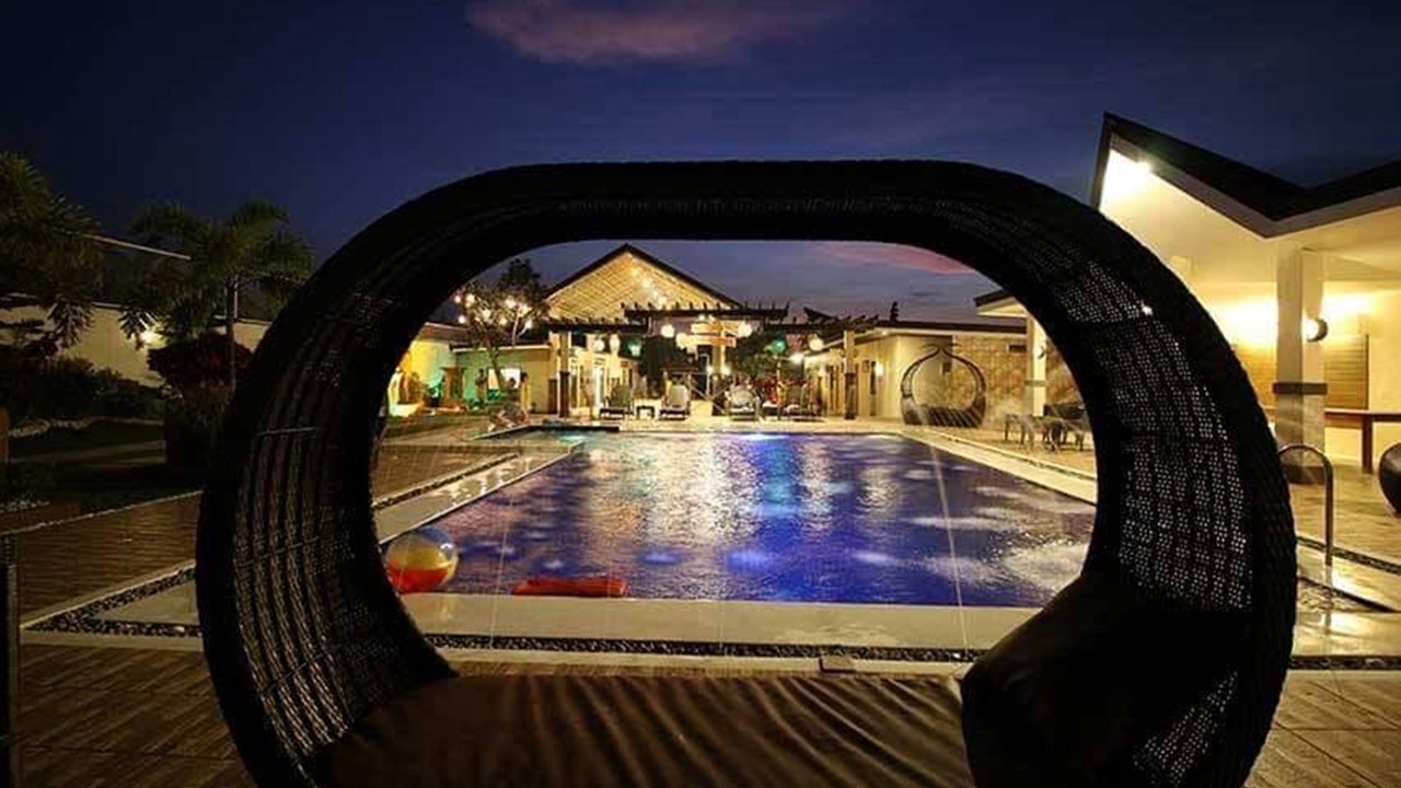Photo of Outdoor in Amadeo