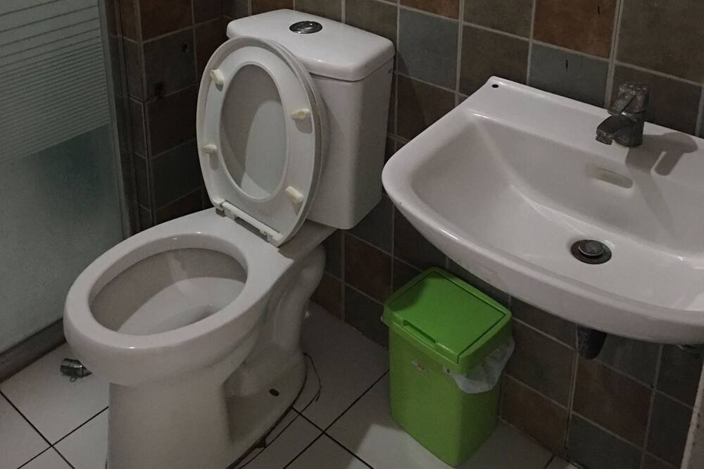 Photo of Bathroom in Catbalogan City