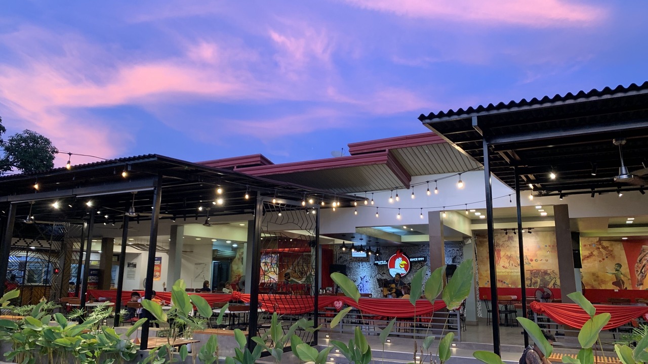 Photo of Buildings in Puerto Princesa City Centre