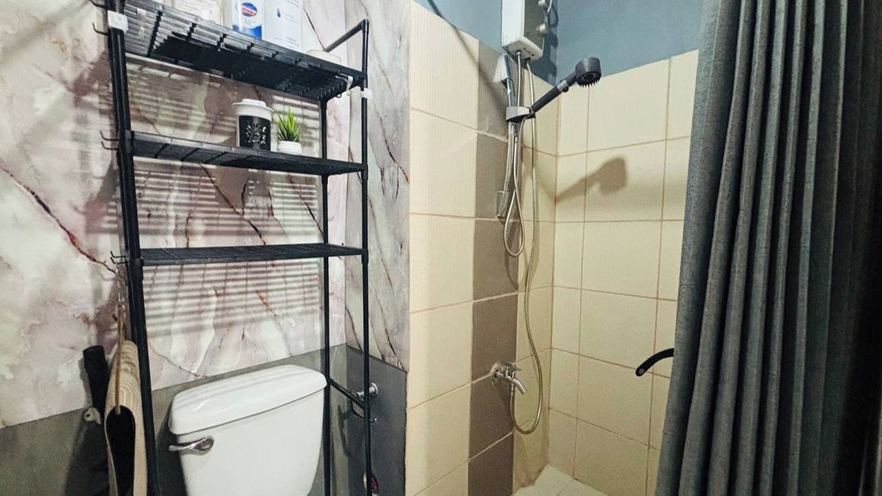 Photo of Bathroom in South Triangle