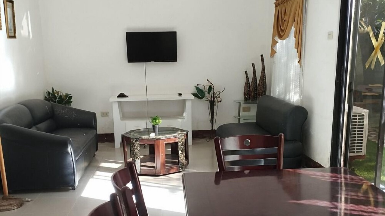 Photo of Bedroom in Liloan