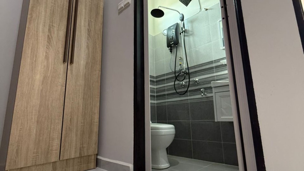 Photo of Bathroom in Kampung Baloh
