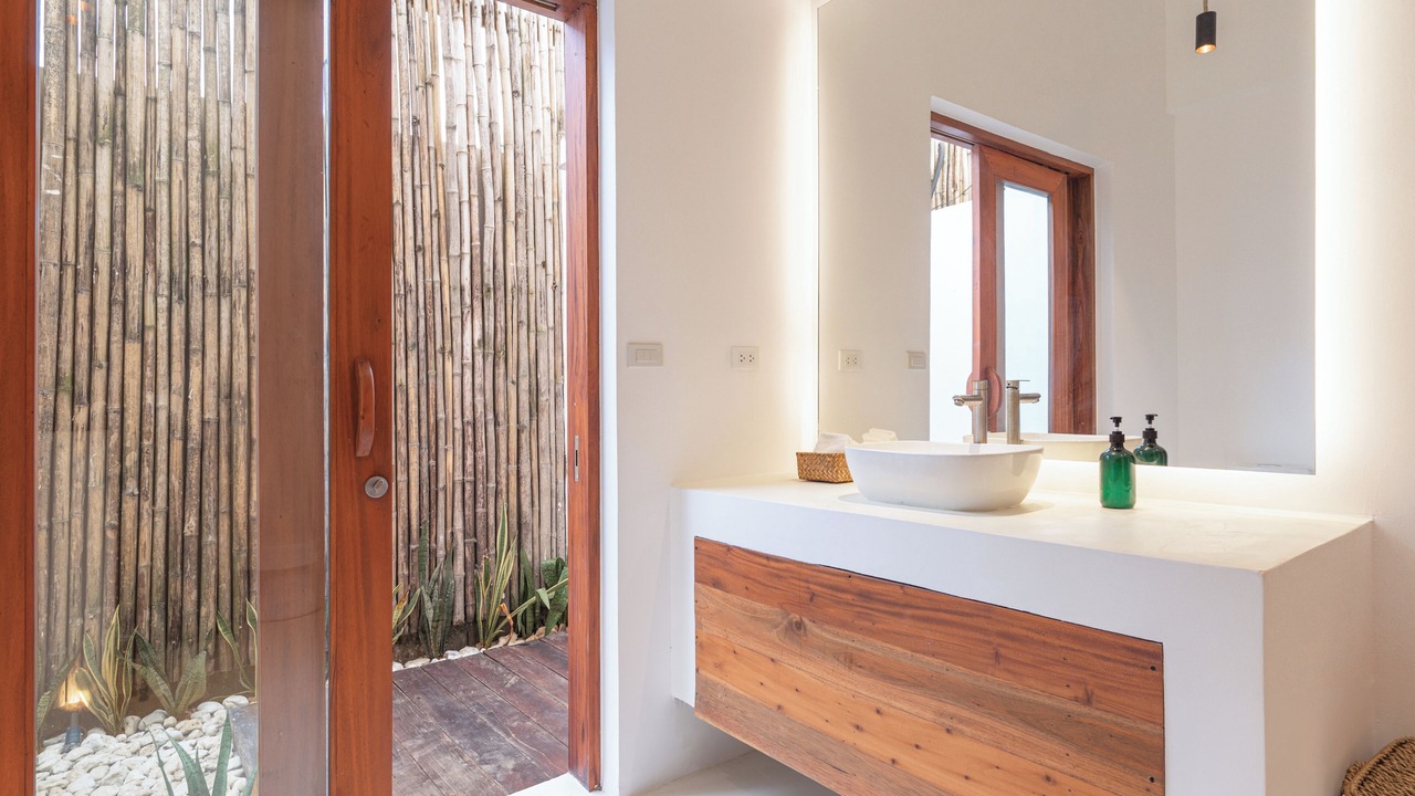 Photo of Bathroom in Catangnan