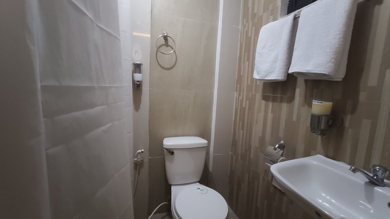 Photo of Bathroom in Calapan