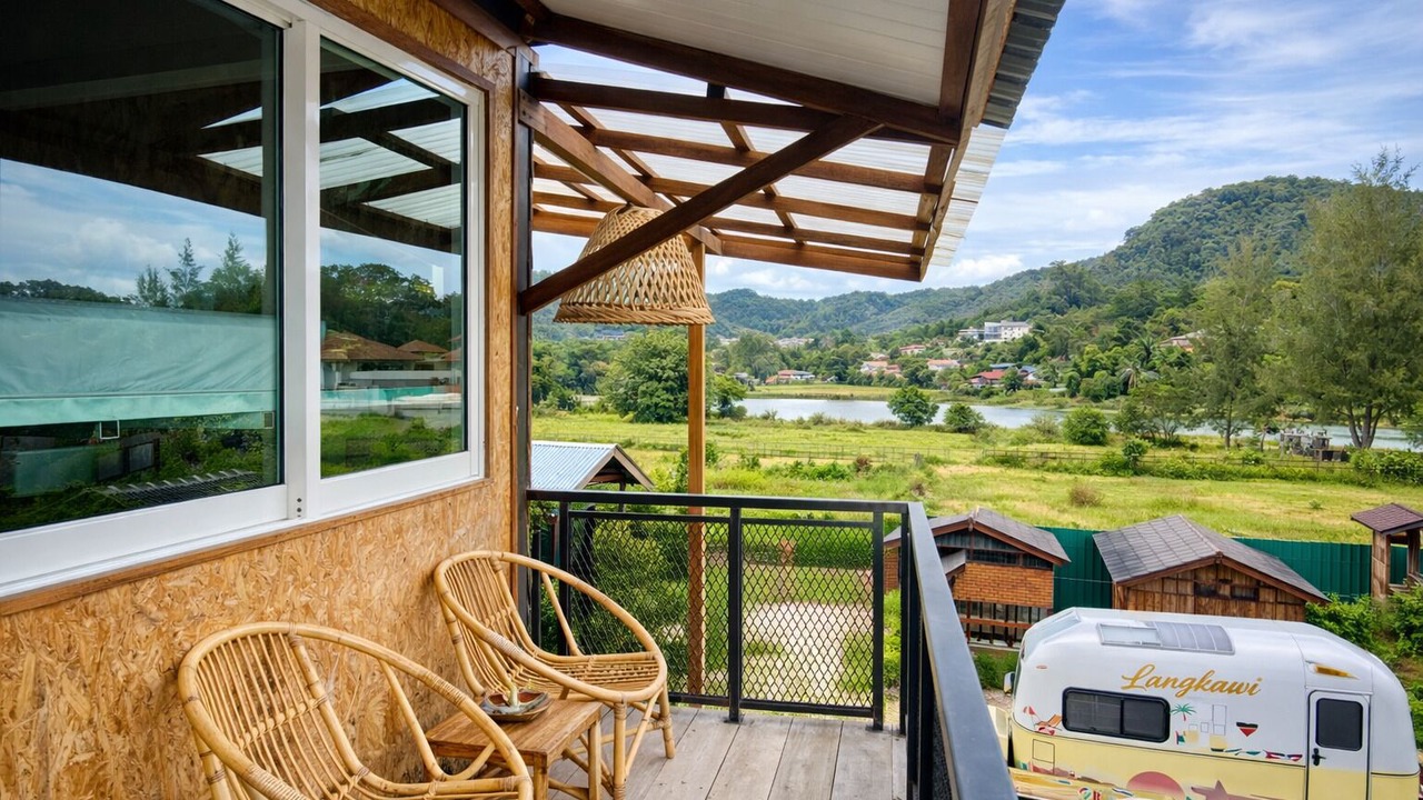 Photo of Patio Balcony in Pantai Tengah
